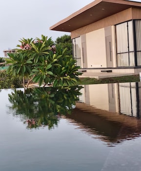 rivers edge by escape stays