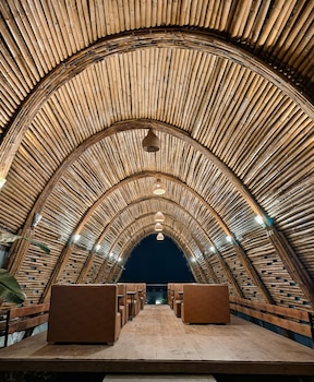 rivers edge by escape stays