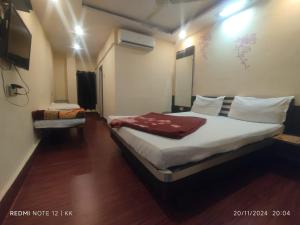 mount abu spring valley