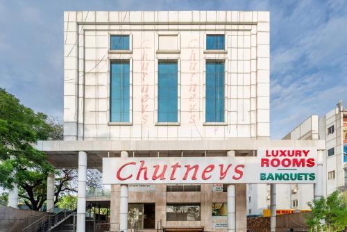 Hotel Chutneys,,3 star