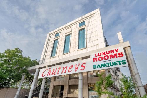 Hotel Chutneys,,3 star