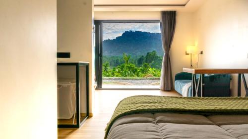 Bendheka - Cliff Front Cottages Coorg,,2 star