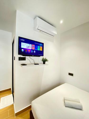 the 6n by sky hive