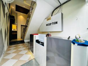 Hotel Apple Inn,,2 star