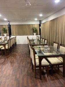 stayguru the canyon inn