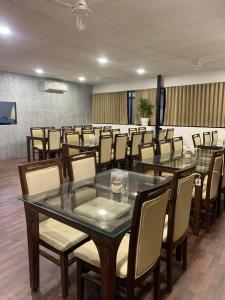 stayguru the canyon inn