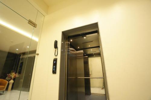 stayguru the canyon inn