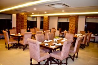 platinum royal excellency