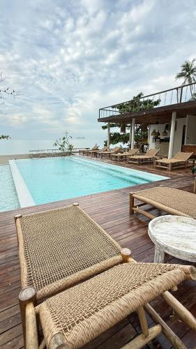 cape beach villa samui