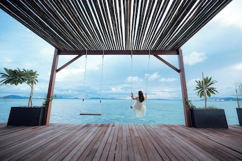 sand bay resort semporna