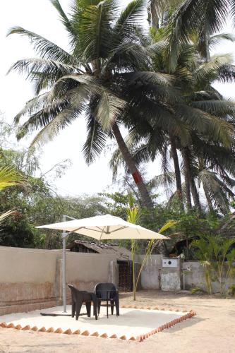 casa hillary guest house