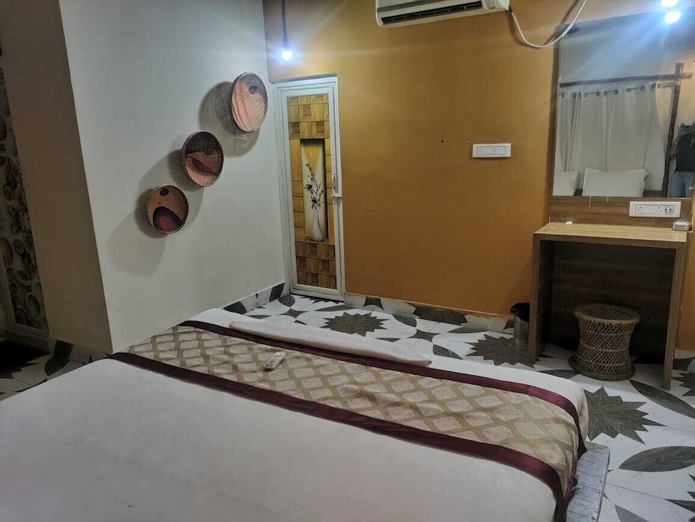 blue sapphire hotel and banquet