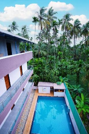 ilif 2724 the ocean treat hotel