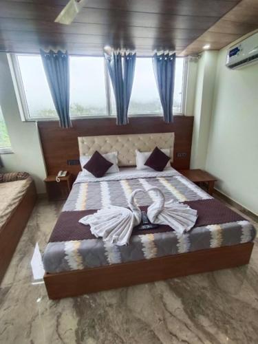 hotel mount view inn