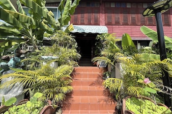 64 Sweet Home Dusit Bkk,,3 star