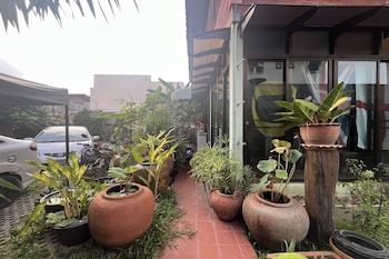 64 Sweet Home Dusit Bkk,,3 star