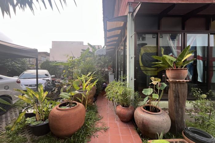 64 sweet home dusit bkk