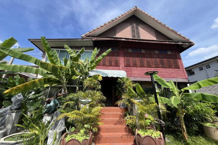 64 sweet home dusit bkk