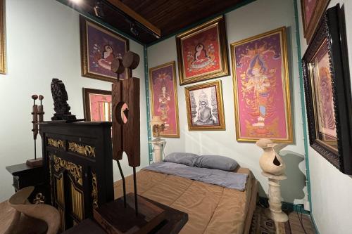 64 sweet home dusit bkk