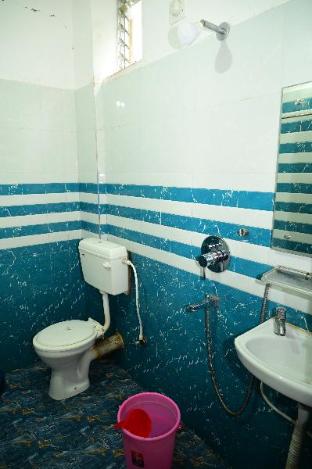 hotel sashi near temple and golden beach puri by morservices