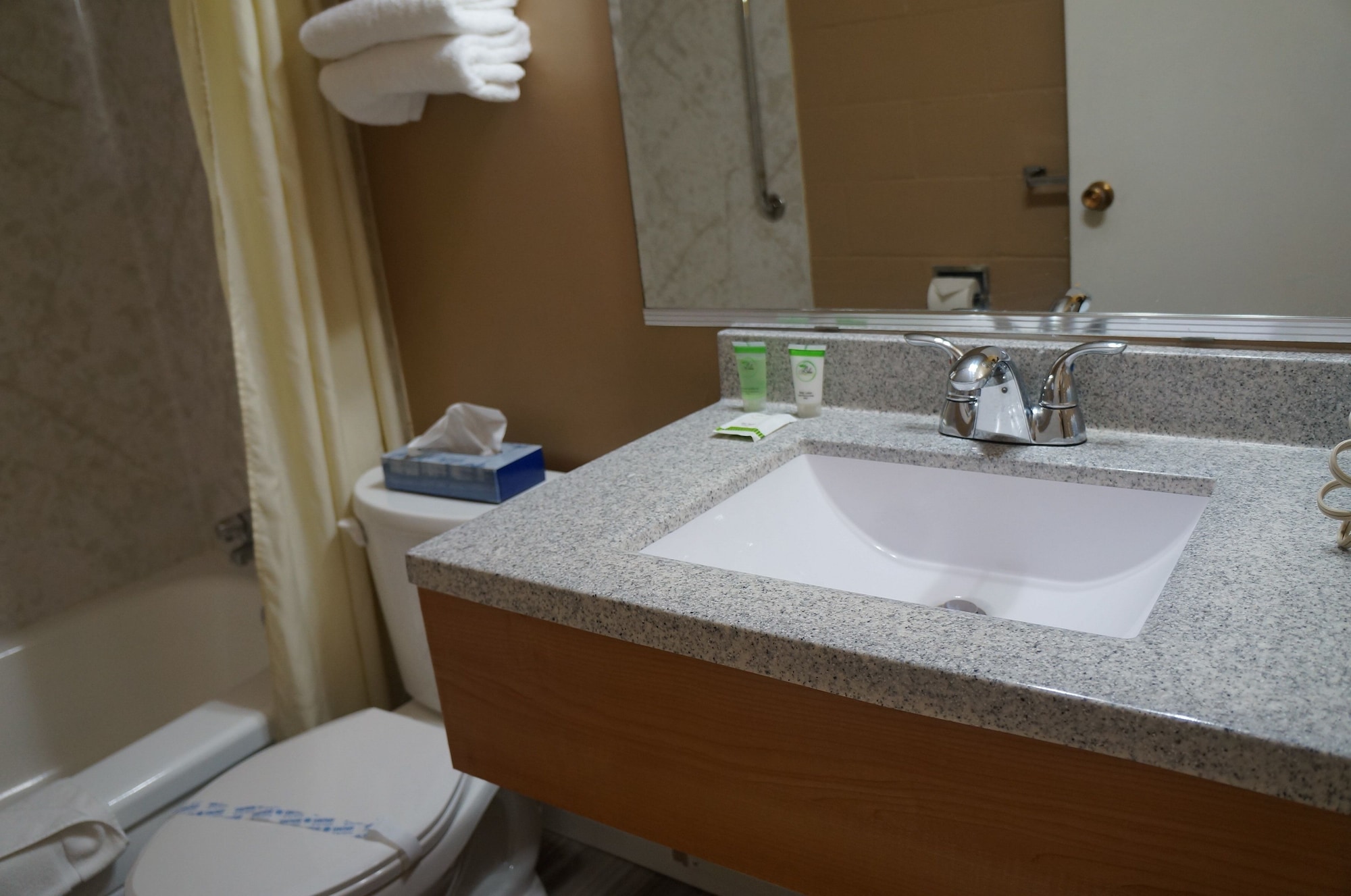 westward inn and suites