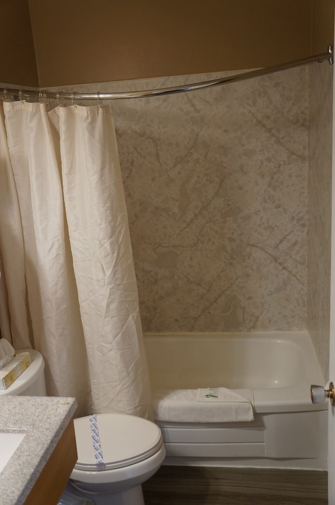 westward inn and suites