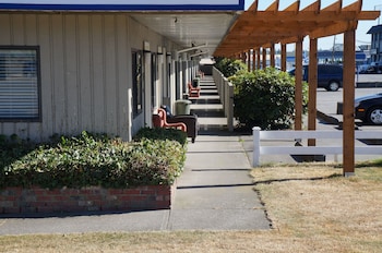 westward inn and suites