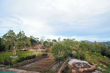 bluehill lotus holistic wellness village