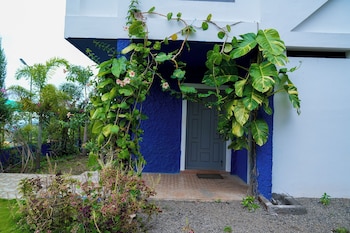 bluehill lotus holistic wellness village