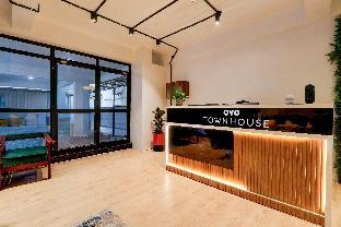 collection o sri jahnavi group besides yashoda hospital hitec city