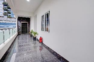 collection o sri jahnavi group besides yashoda hospital hitec city