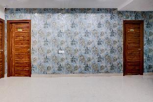 collection o sri jahnavi group besides yashoda hospital hitec city