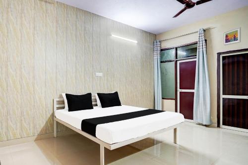 Hotel O Om Hotel And Restaurant,,3 star