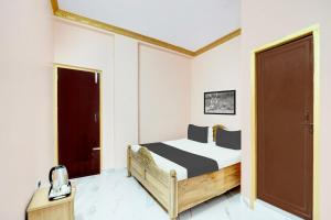 Hotel O Radhe Shyam Guest House,,3 star