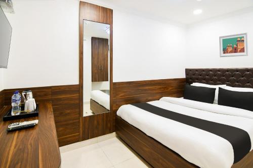Super Hotel O Eminent Hotel,9C,Esplanade Row East, Kc Das Near Esplanade Metro Station,Kolkata,West Bengal,700069,India,3 star