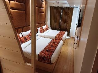 Hotel Jr Grand 150 Steps From Golden Temple,,3 star