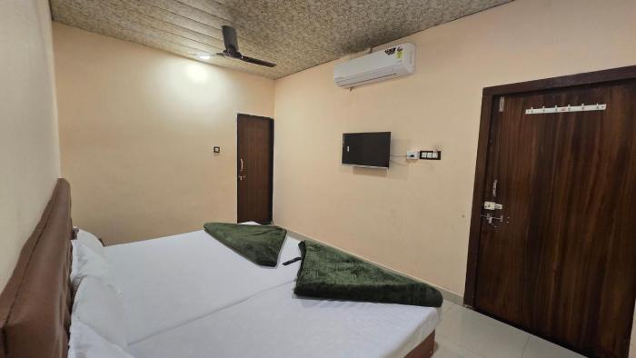 hotel maheshwari greens