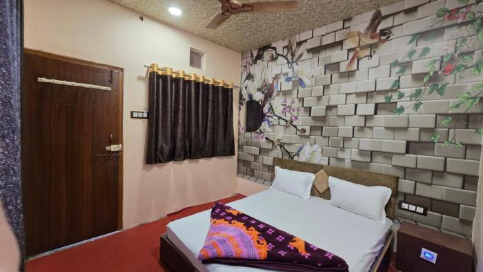 hotel maheshwari greens