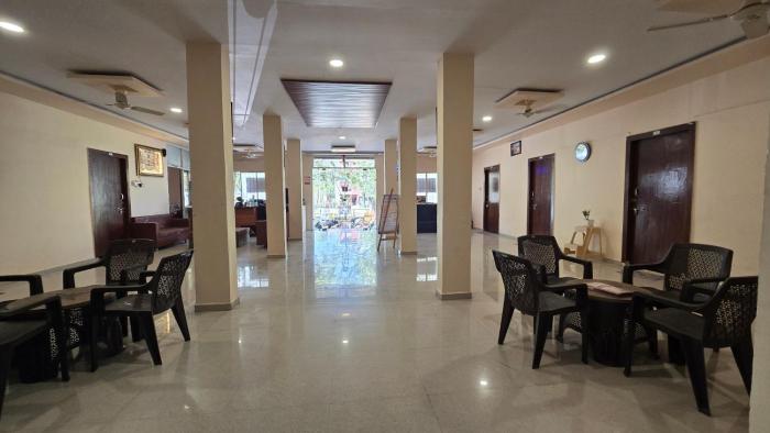 hotel maheshwari greens