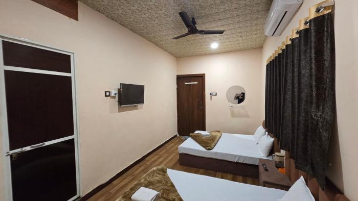 hotel maheshwari greens