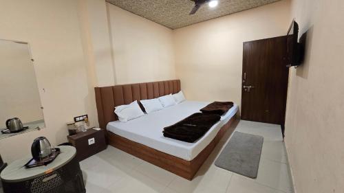 hotel maheshwari greens