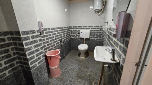 hotel maheshwari greens