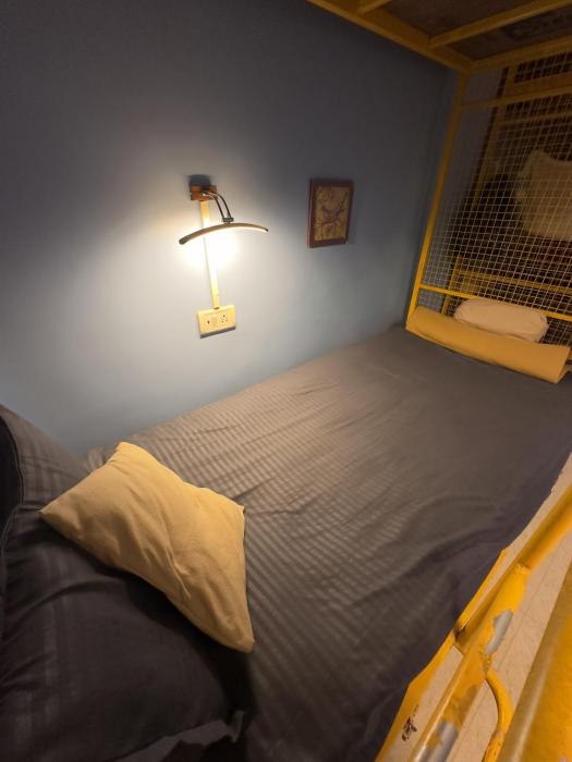 last minute trip hostel morjim by the sea