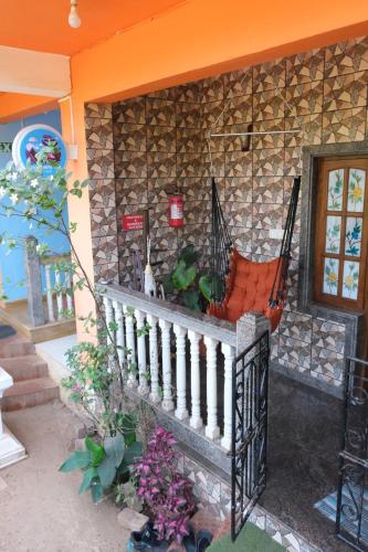 last minute trip hostel morjim by the sea