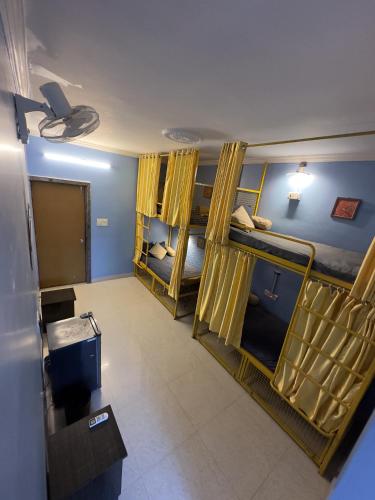 last minute trip hostel morjim by the sea