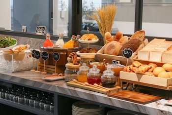 gm estate hotel and executive apartments