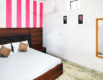 jungle by sturmfrei pushkar