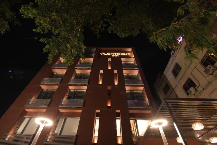 hotel plenteous inn