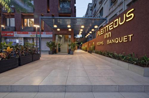 Hotel Plenteous Inn,,3 star