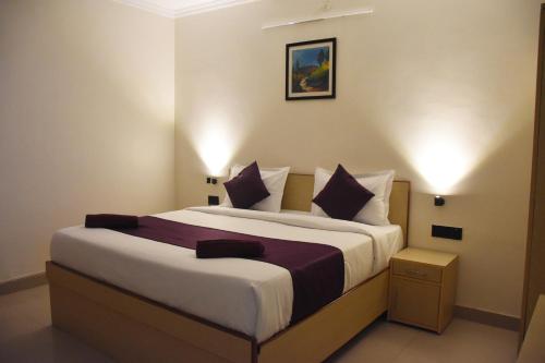 Date Palm Hotel,,3 star